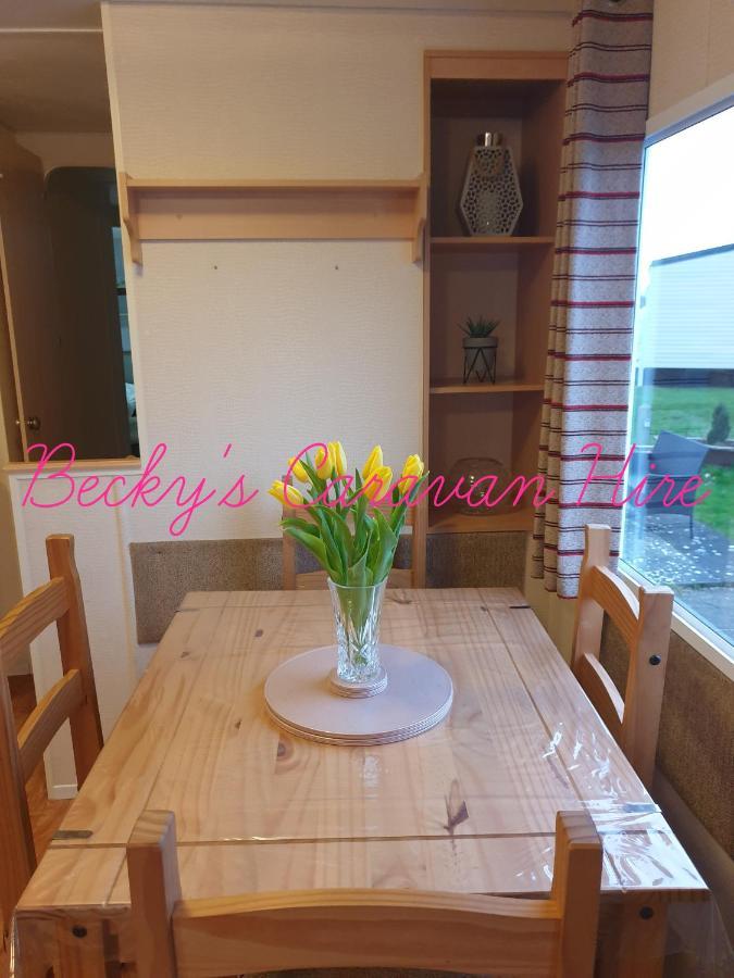 Becky'S Caravan At Marton Mere 黑潭 外观 照片
