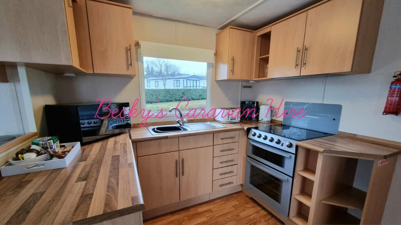 Becky'S Caravan At Marton Mere 黑潭 外观 照片